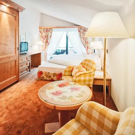 Pfeifer 4*