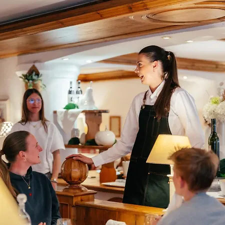 מלון Pfeifer גסכורן