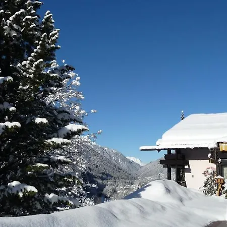 Pfeifer Hotel 4*